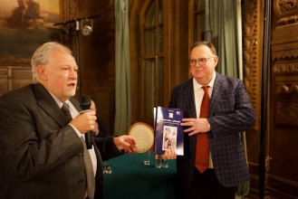 Коллектив портала «Восточная трибуна» поздравляет журнал “Manuscripta Orientalia” с 30-летием